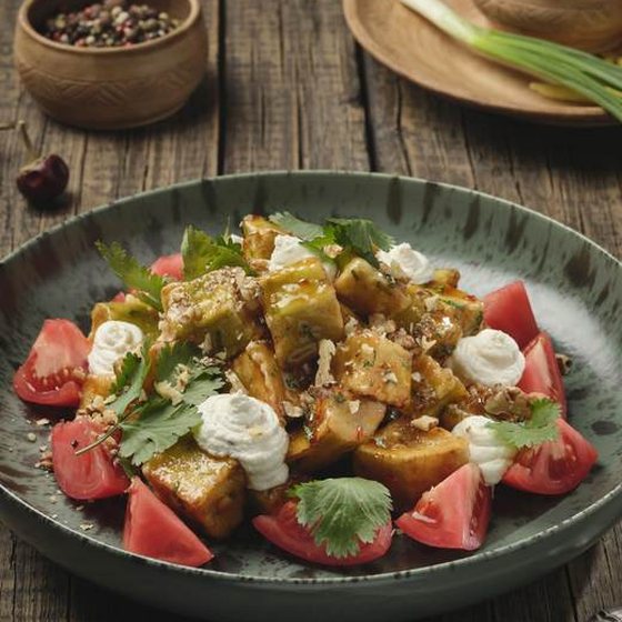 Crispy aubergine salad — Хинкали бабушки Нино, Ташкент