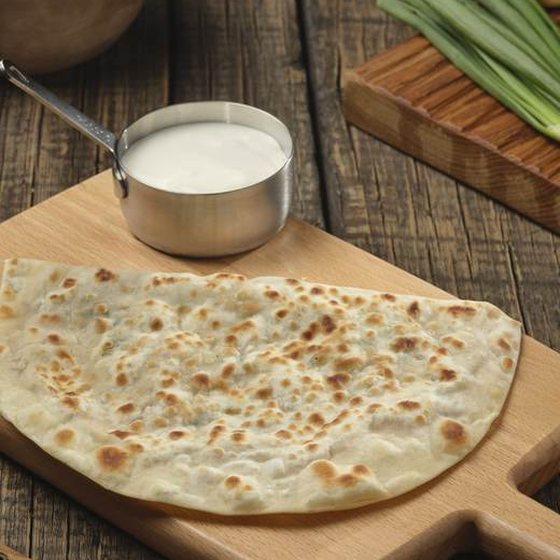 Lamb kutab — Хинкали бабушки Нино, Ташкент